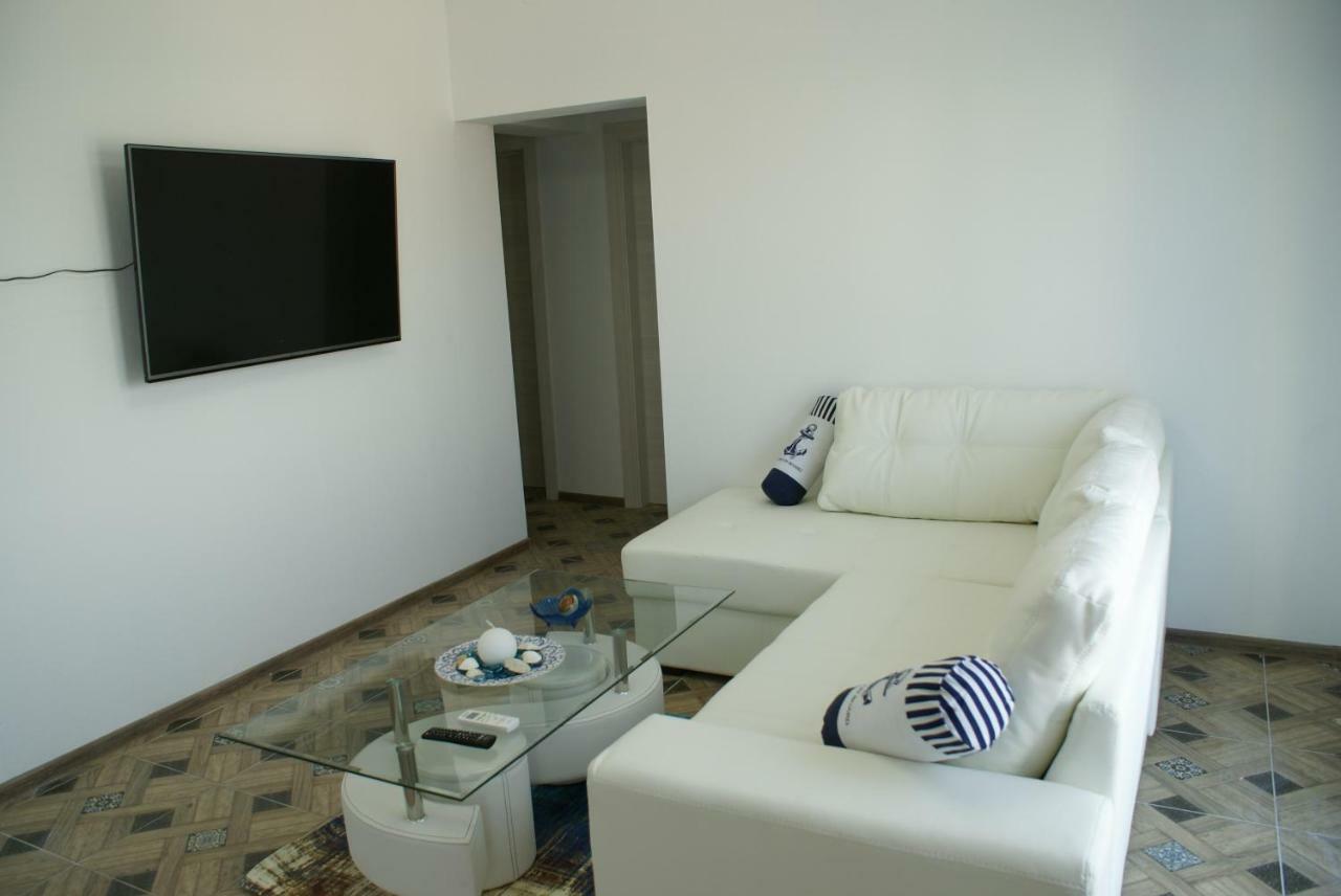 Island Apartment Kavála Exterior photo