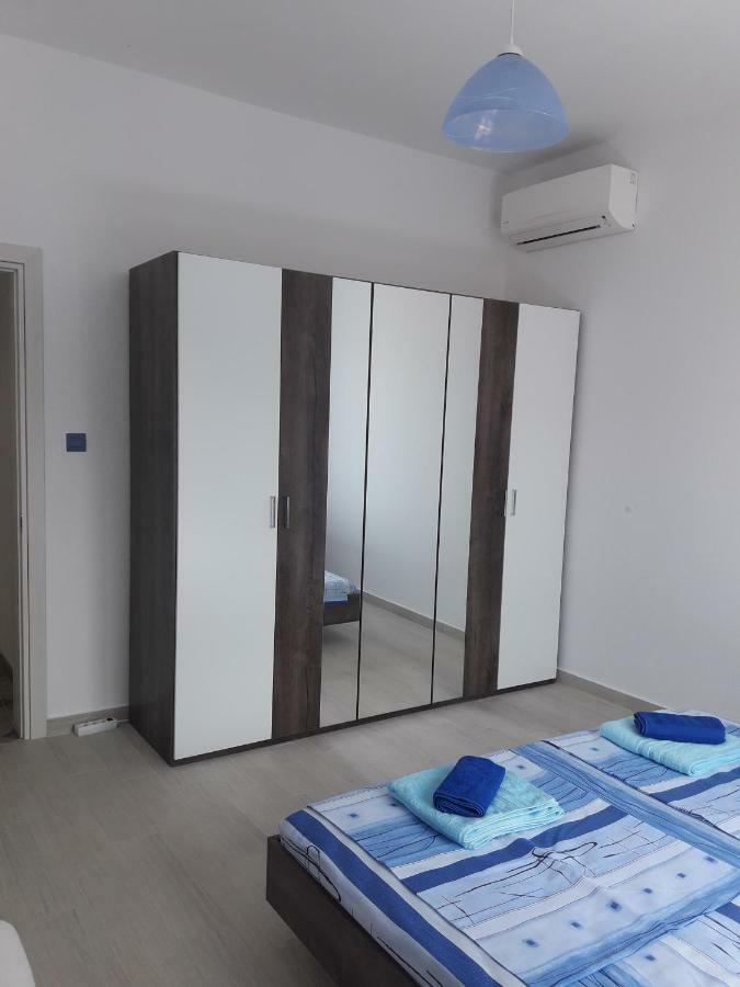 Island Apartment Kavála Exterior photo
